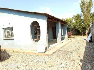 4 Bedroom House For Rent In Libala