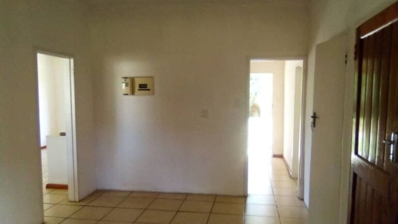 3-bedroom-house-for-rent-in-ibex-hill-big-7