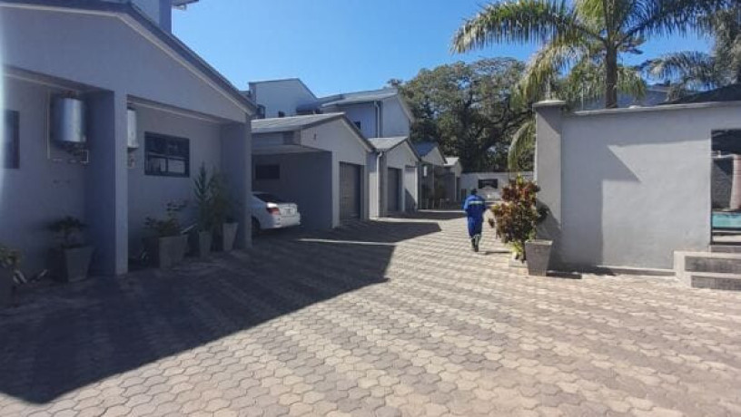 4-bedroom-apartment-for-rent-in-sunningdale-big-0