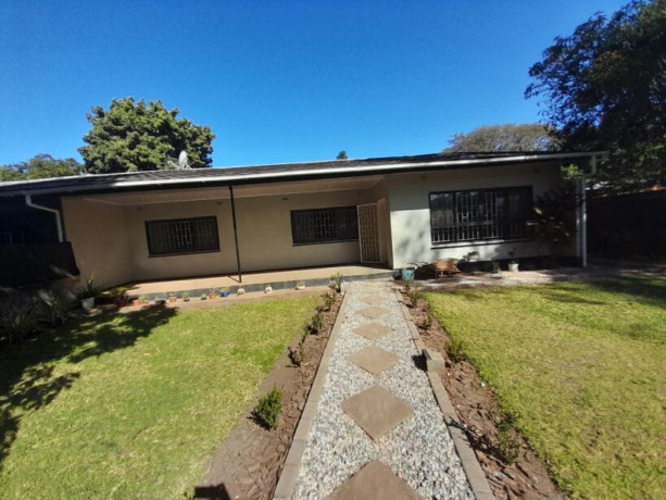 3-bedroom-house-for-rent-in-kabulonga-big-0