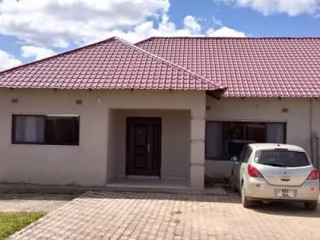 2-bedroom-flat-for-rent-in-foxdale