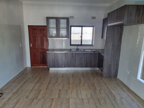 2-bedroom-flat-for-rent-in-silverest-big-2