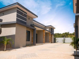 2-bedroom-flat-for-rent-in-ibex-hill
