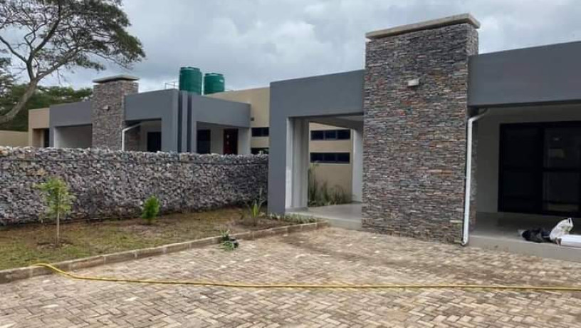 3-bedroom-house-for-rent-in-new-kasama-big-5