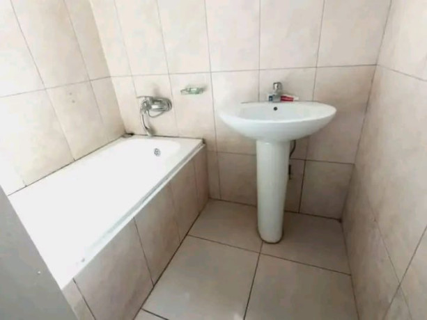3-bedroom-flat-for-rent-in-makeni-buckley-big-7