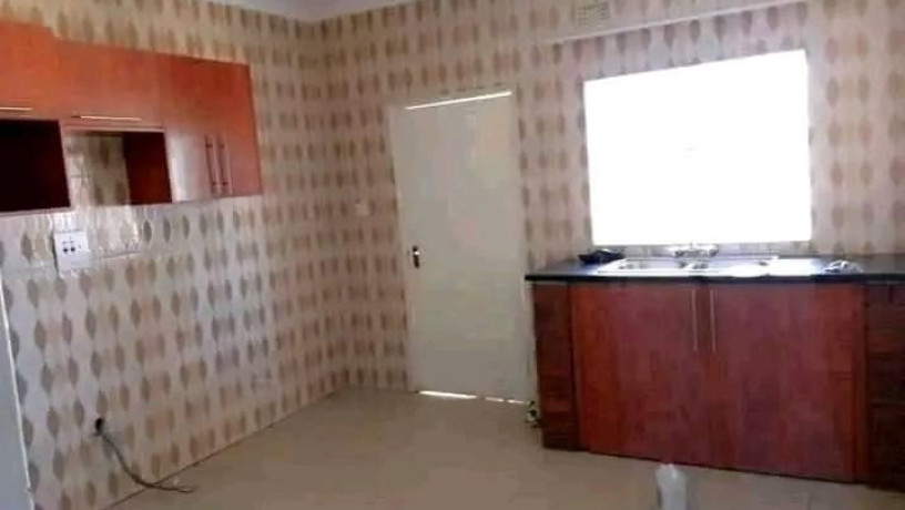 2-bedroom-flat-for-rent-in-chalala-big-3