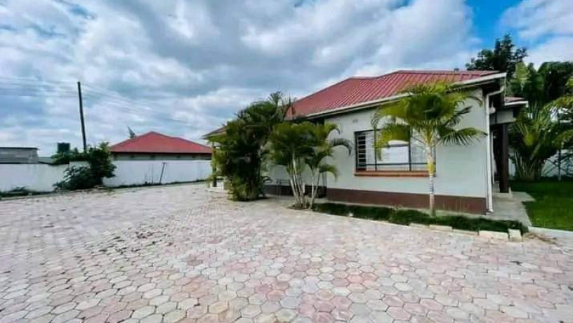 3-bedroom-house-for-rent-in-meanwood-ndeke-big-0