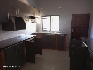 3 Bedroom Flat For Rent in Chalala