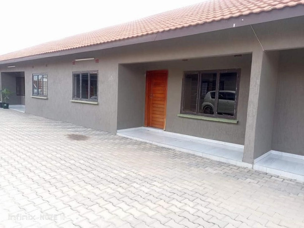 2-bedroom-flat-for-rent-in-chalala-big-0