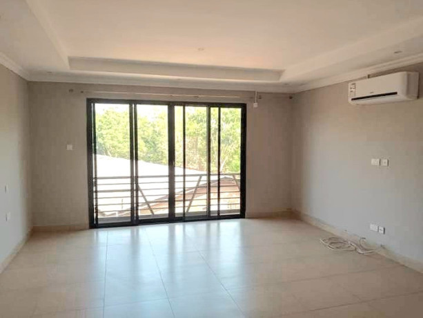 4-bedroom-fully-furnished-apartment-for-rent-in-jesmondine-big-5