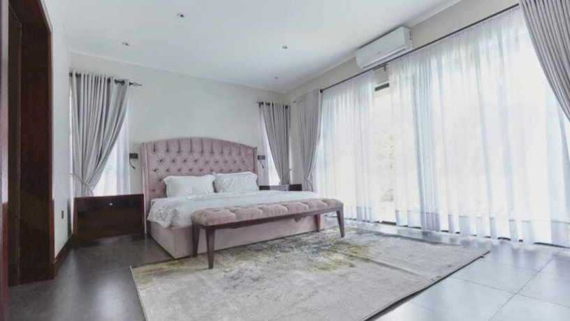 4-bedroom-fully-furnished-apartment-in-roma-big-9