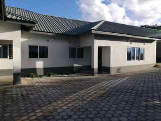 3-bedroom-flat-for-rent-in-chainama