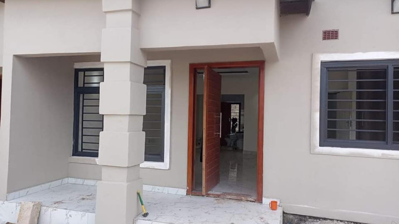 2-bedroom-flat-for-rent-in-lilayi-estates-big-4