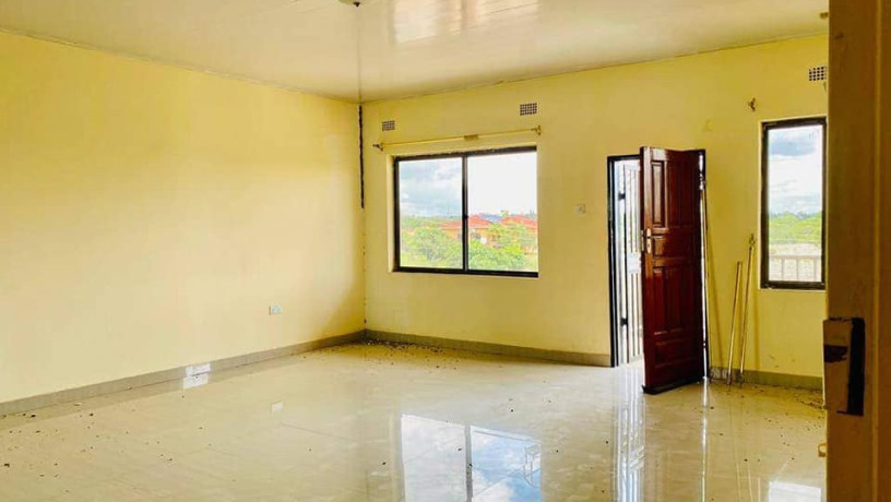 2-bedroom-flat-for-rent-in-ibex-hill-big-2