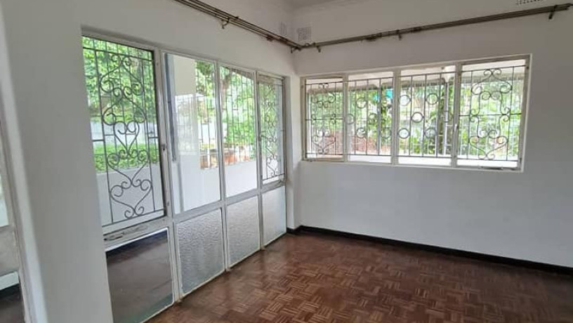 3-bedroom-flat-for-rent-in-kabulonga-big-8