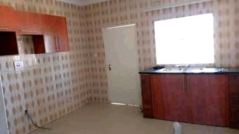 2-bedroom-flat-for-rent-in-chalala-big-7