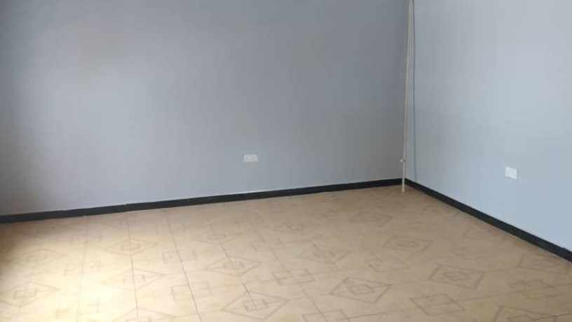 2-bedroom-flat-for-rent-in-olympia-big-4