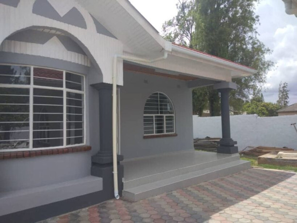 2-bedroom-flat-for-rent-in-olympia-big-1