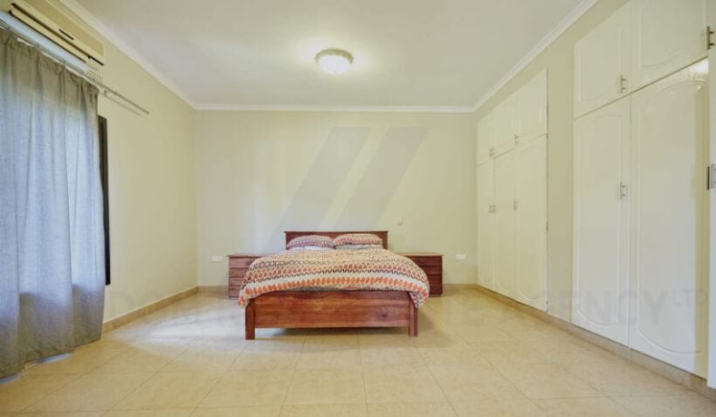 beautiful-4-bedroom-house-for-rent-in-leopards-hill-big-9