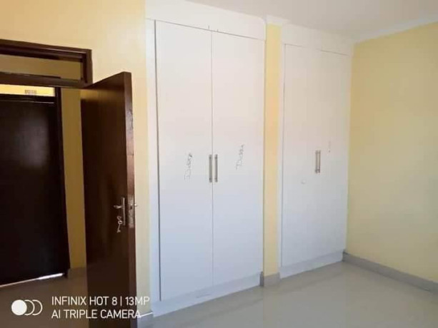 2-bedroom-flat-for-rent-in-chalala-big-2