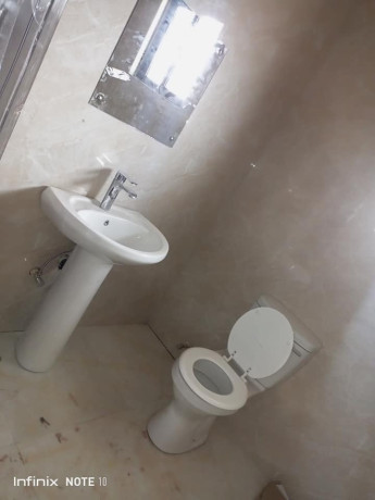 1-bedroom-flat-for-rent-in-chalala-big-3