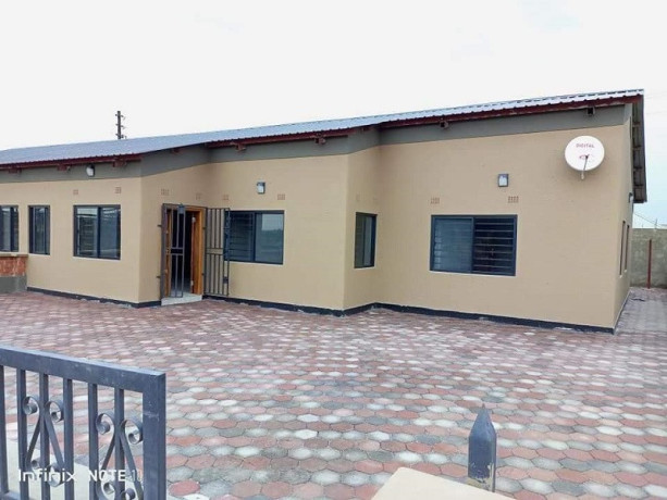 3-bedroom-semi-detached-house-for-rent-big-5