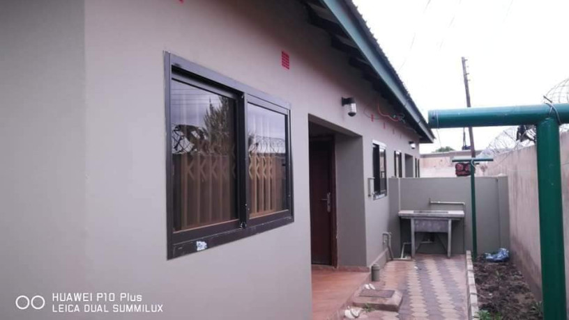 2-bedroom-flat-for-rent-in-woodlands-chalala-big-2