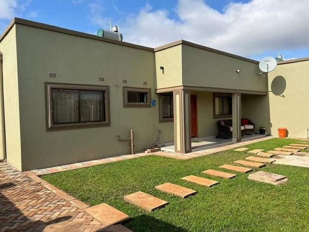 3-bedroom-flat-for-rent-in-new-kasama-big-1