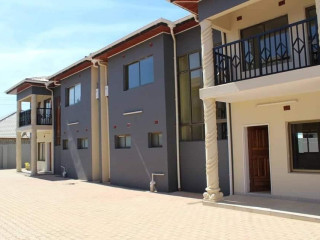 3 Bedroom Flat For Rent In Salama Park