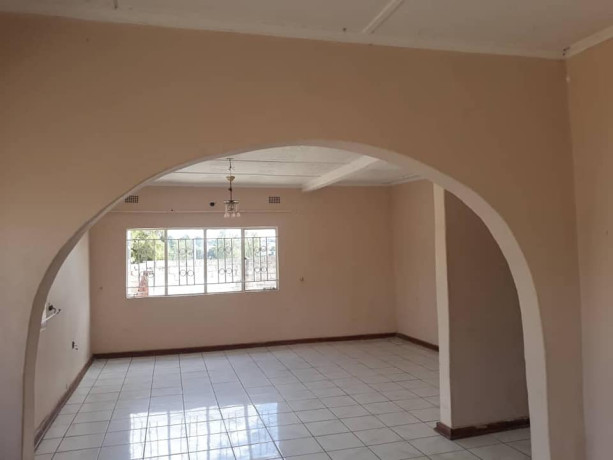 3-bedroom-house-for-sale-in-chudleigh-big-2