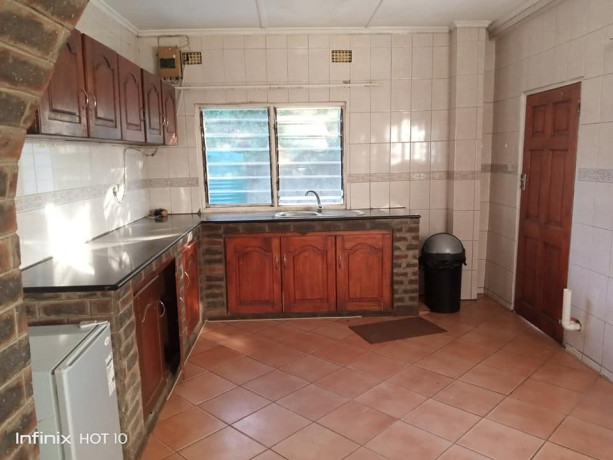 3-bedroom-house-for-rent-in-ibex-hill-big-4