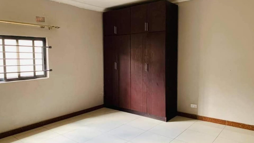 2-bedroom-flat-for-rent-in-ibex-hill-big-5