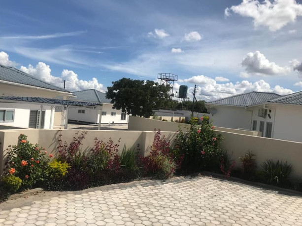 3-bedroom-house-for-rent-in-ibex-hill-big-6