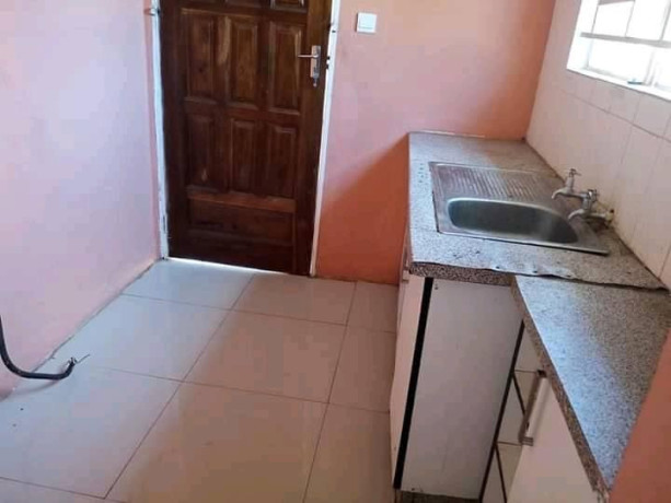 2-bedroom-flat-for-rent-in-makeni-big-1