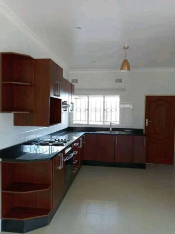 3-bedroom-flat-for-rent-in-lilayi-big-1