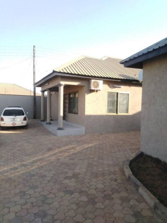 2-bedroom-flat-for-rent-in-makeni-east-big-6