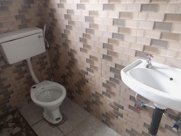 2-bedroom-flat-for-rent-in-lilayi-big-5