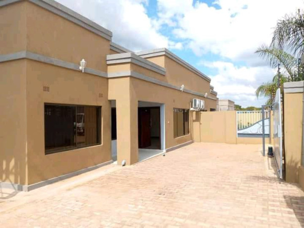 3-bedroom-flat-for-rent-in-lilayi-estates-big-2