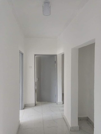 3-bedroom-flat-for-rent-in-chalala-big-5