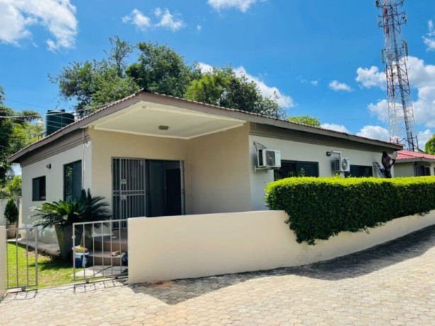 3-bedroom-house-for-rent-in-roma-big-1