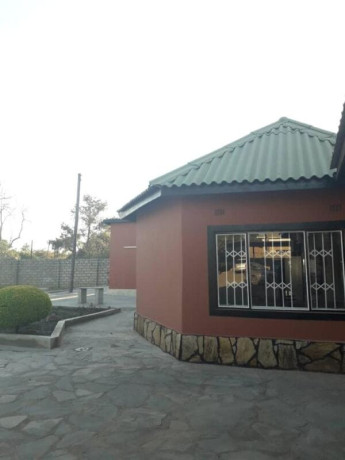 spacious-2-bedroom-house-for-rent-in-makeni-bonaventure-big-1