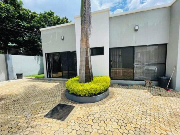2-bedroom-fully-furnished-flats-for-rent-in-rhodespark-big-0