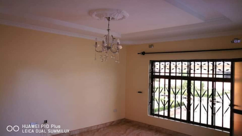 2-bedroom-flat-for-rent-in-ibex-hill-big-8