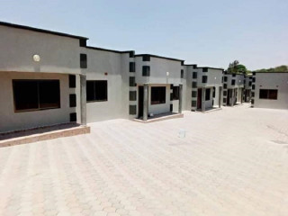 2 Bedroom Flat For Rent in Ibex Hill