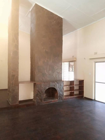 4-bedroom-house-for-rent-in-roma-big-3