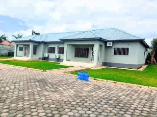2-bedroom-flat-for-rent-in-ibex-hill