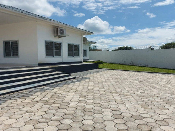 3-bedroom-townhouse-for-rent-in-ibex-hill-big-2