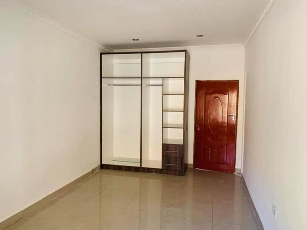3-bedroom-flat-for-rent-in-ibex-hill-big-4
