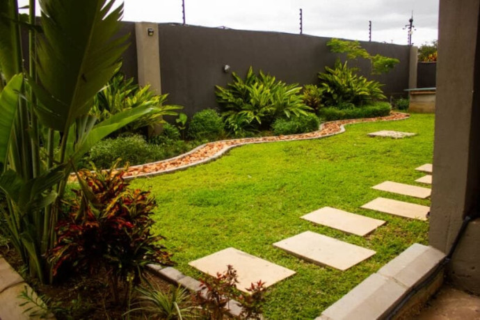 2-3-bedroom-fully-furnished-apartments-for-rent-in-foxdale-big-1