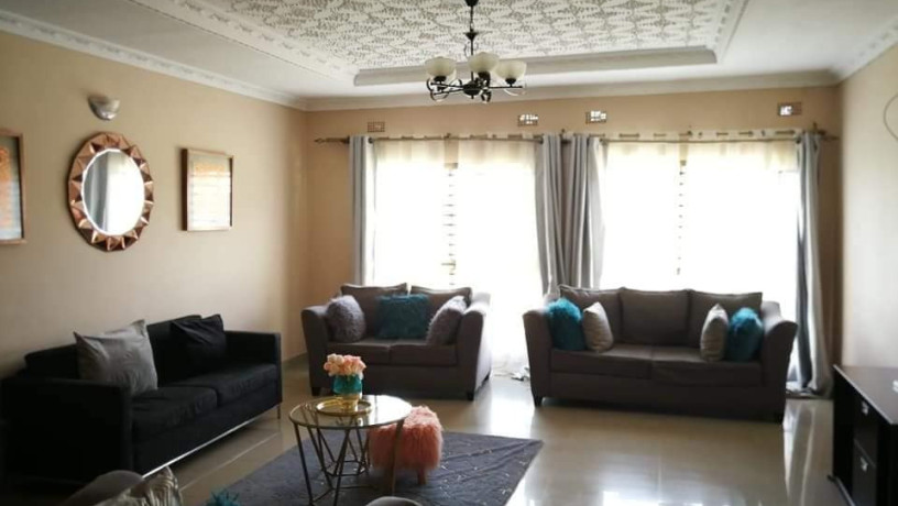 3-bedroom-standalone-house-for-rent-in-chalala-big-2